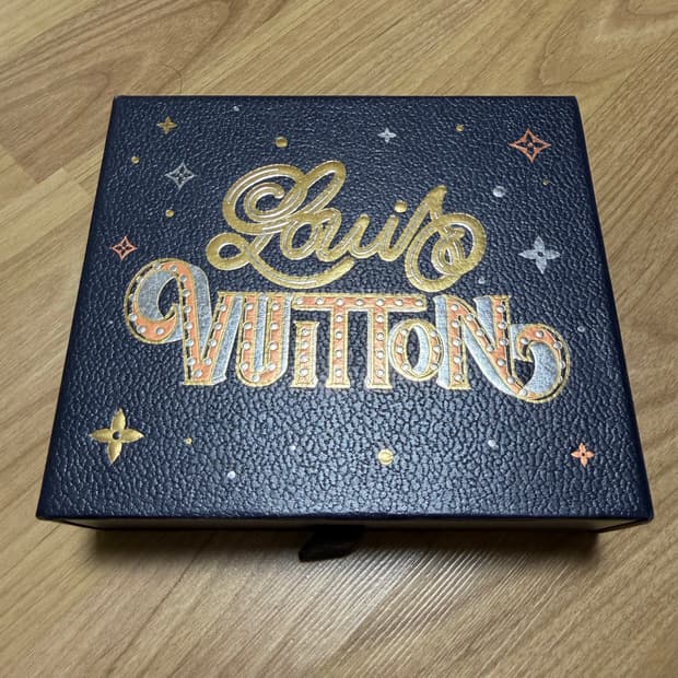 루이비통 반지갑