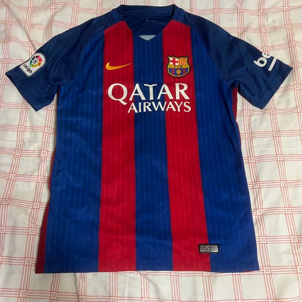나이키 16-17 바르셀로나 메시 유니폼 M