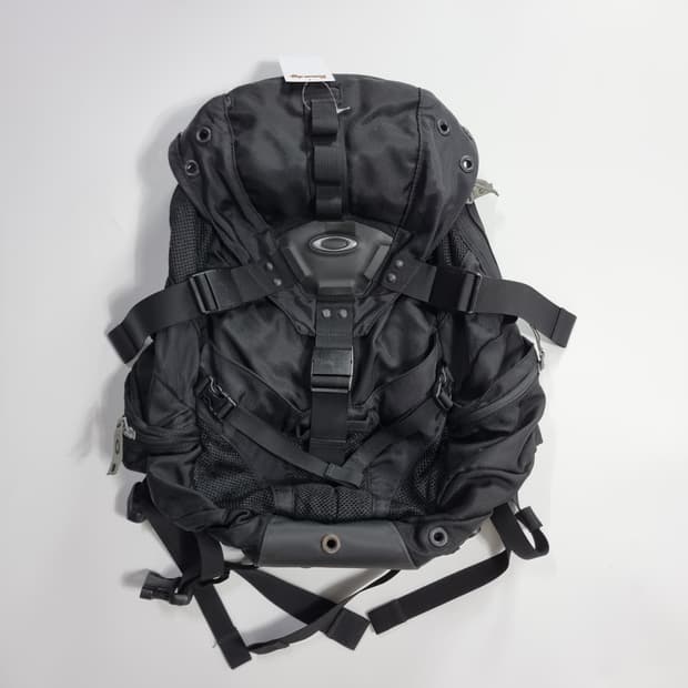 오클리 아이콘 백팩 