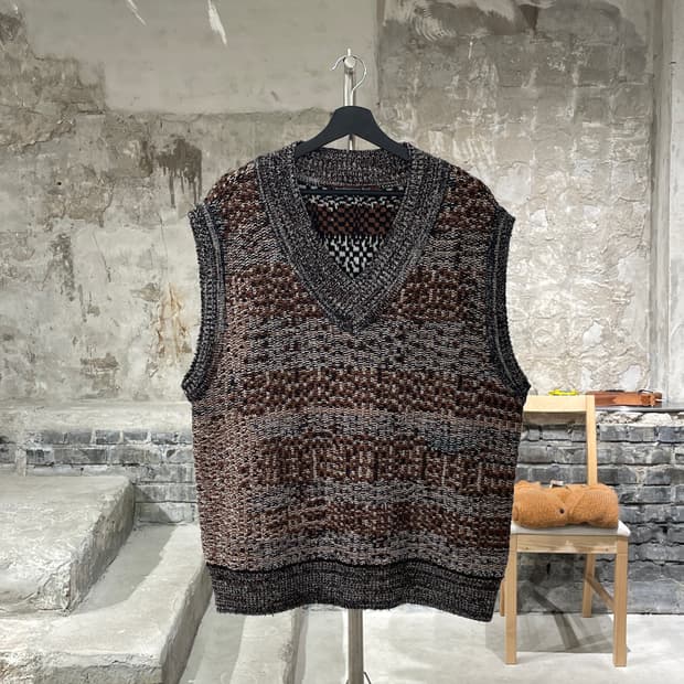 앤더슨벨 마레 모헤어 니트 베스트