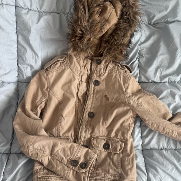 아베크롬비 울프죠