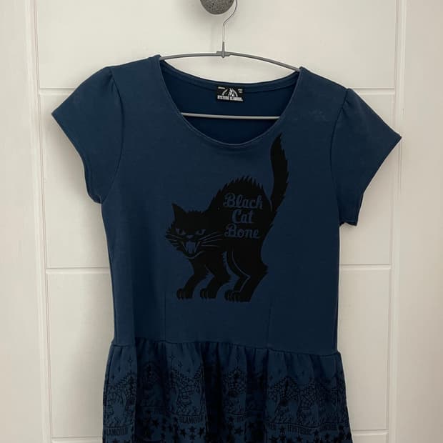 HYSTERIC GLAMOUR 블랙캣 레이스 밑단 티셔츠