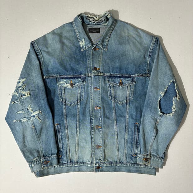 발렌시아가 패치 디스트로이드 데님 자켓 블루 3사이즈