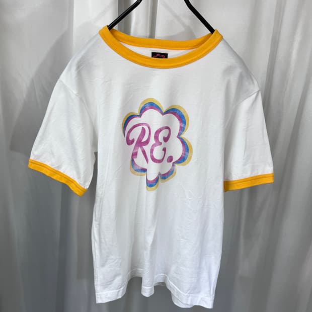 RE.