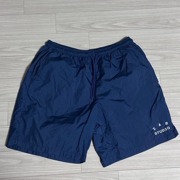 아이앱 스튜디오 우븐 쇼츠 네이비