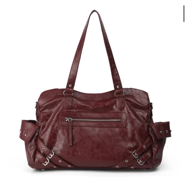 다이닛 STUD POCKET BIG BAG IN BURGUNDY