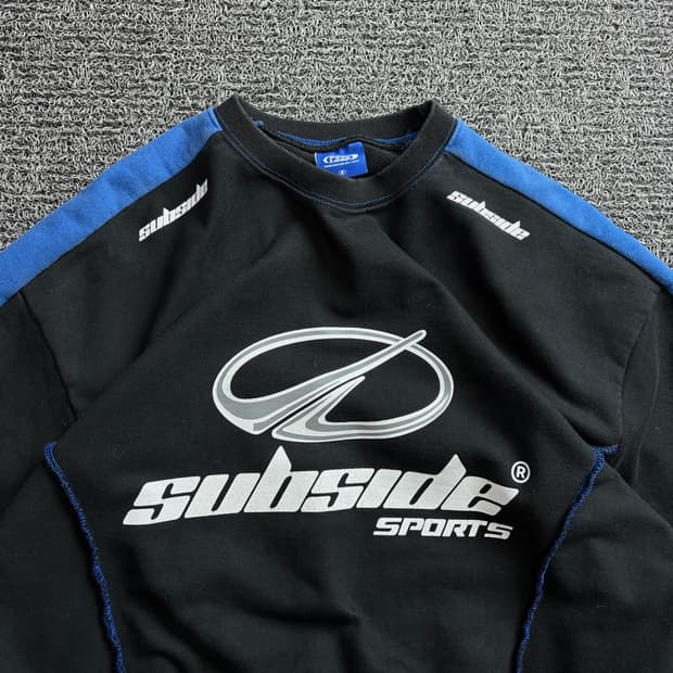 윌스토어 썹사이드 빅로고 사이드라인 크루넥 맨투맨 3233