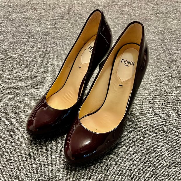 [235] 펜디 FENDI 페이던트 펌프스힐 버건디 