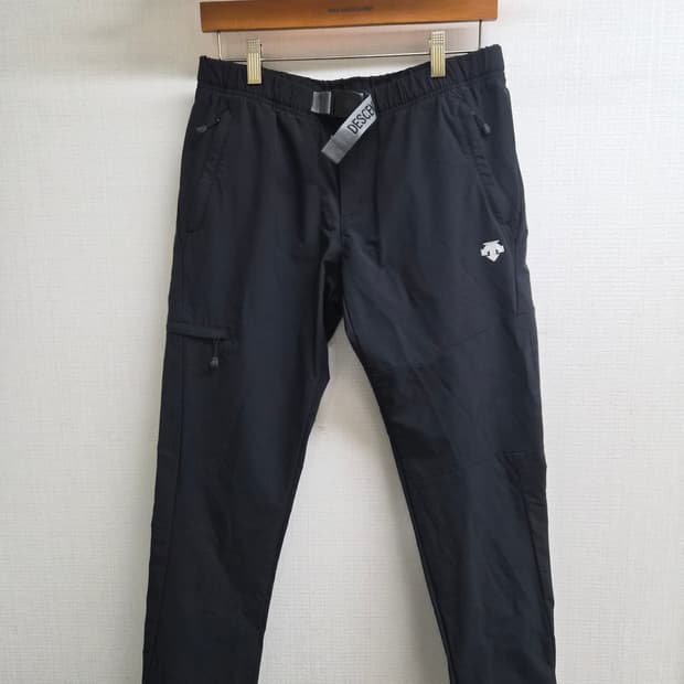 우먼 L) 데상트 기능성 팬츠 팝니다