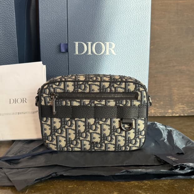 25FW 디올 오블리크 사파리 메신저백 미니 