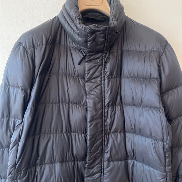 유니클로 남성 블랙 다운패딩점퍼 경량패딩