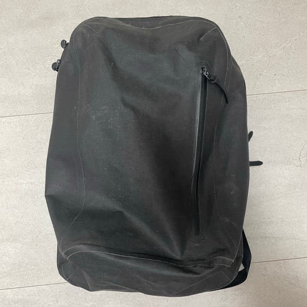 뷰티앤유스 유나이티드 애로우즈 백팩