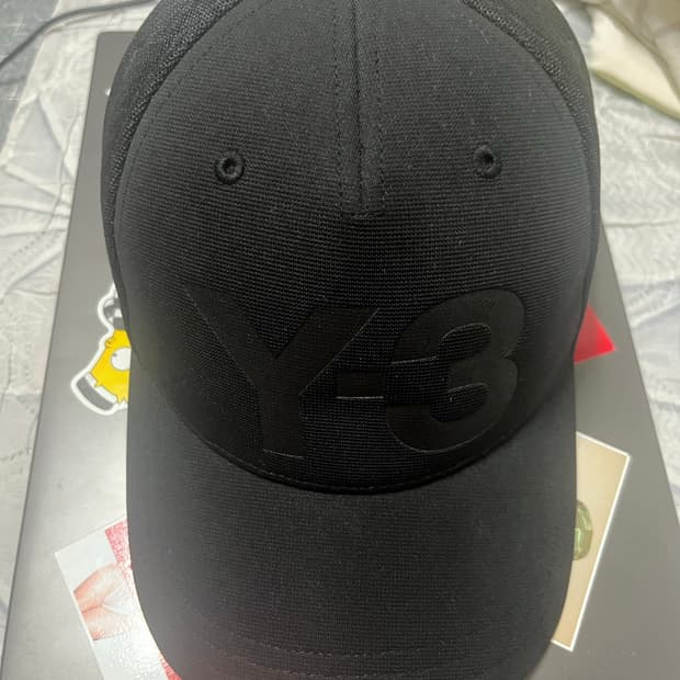 Y-3요지야마모토 트러커 캡