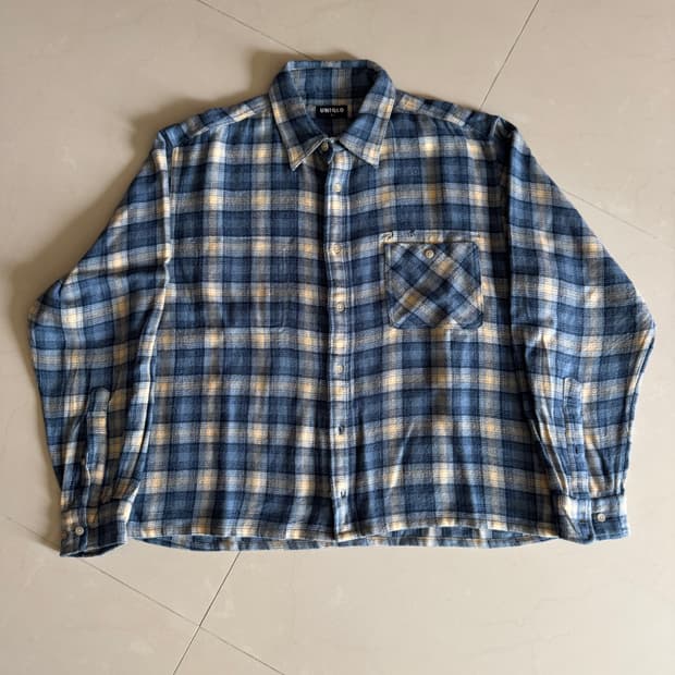 old uniqlo 아크릴 셔츠
