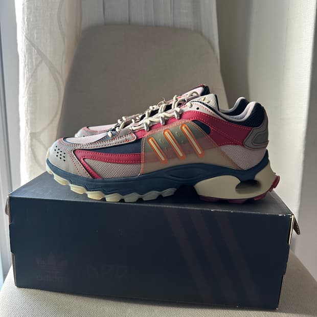 Adidas x DPR Thesia M