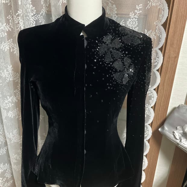 ARMANI 여성 벨벳자켓