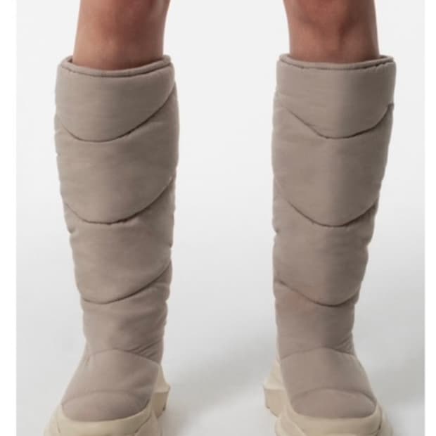 Yeel 푸퍼 하이 부츠