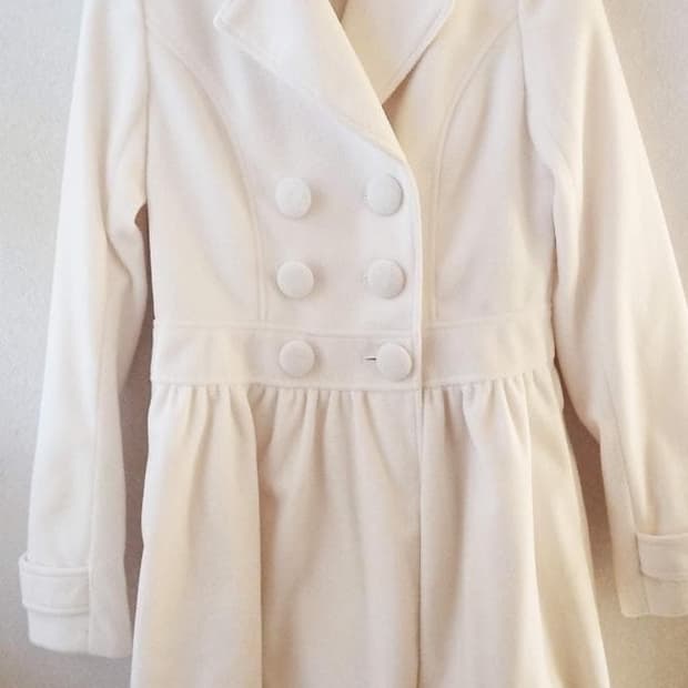 리즈리사 아이보리 롱코트