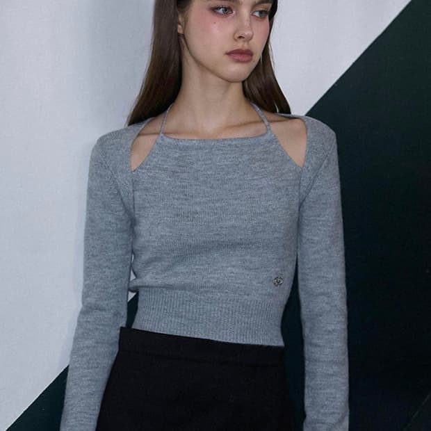 로제프란체 컷아웃 홀터넥 니트