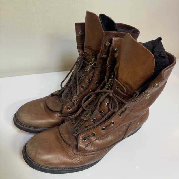 알프레도 바니스터 컴뱃 부츠