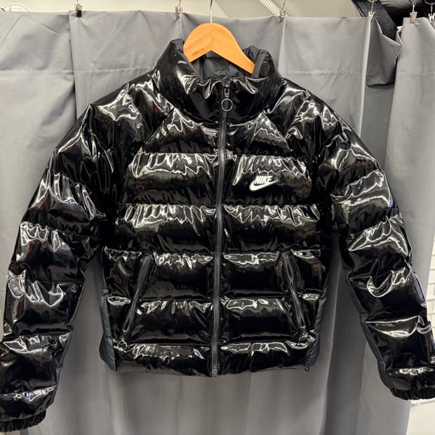 [M] 나이키 여성 유광 숏 패딩