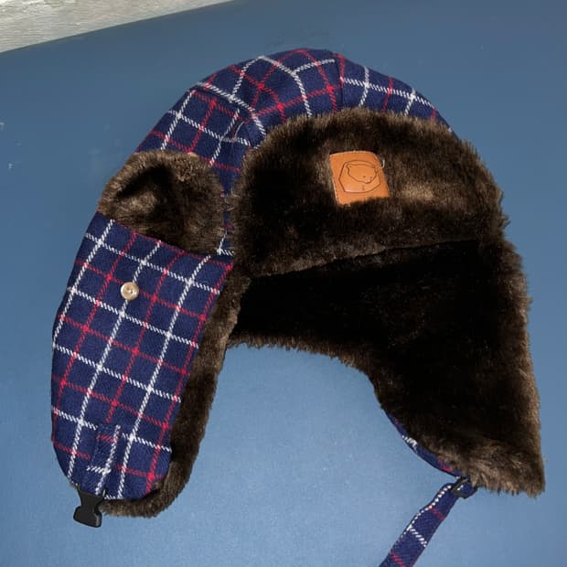 체크 이어플랩 방한모