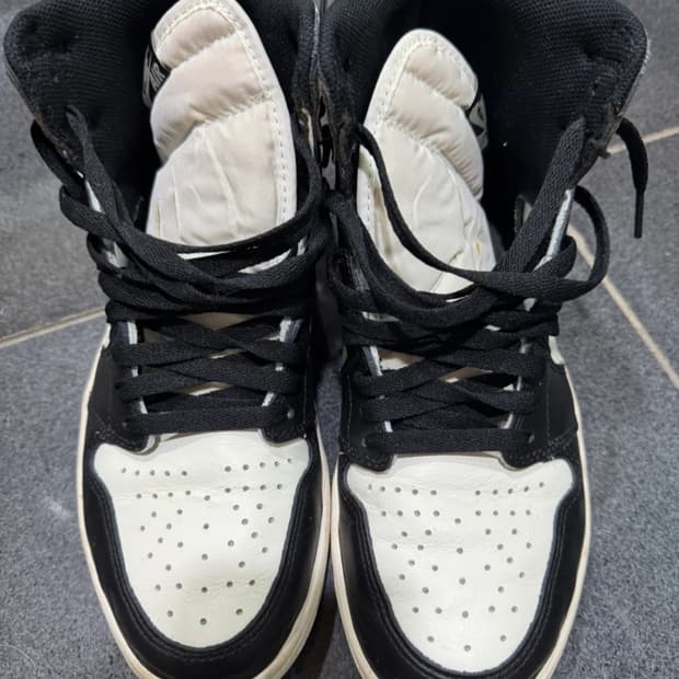 나이키 조던 다크모카 275사이즈 팝니다