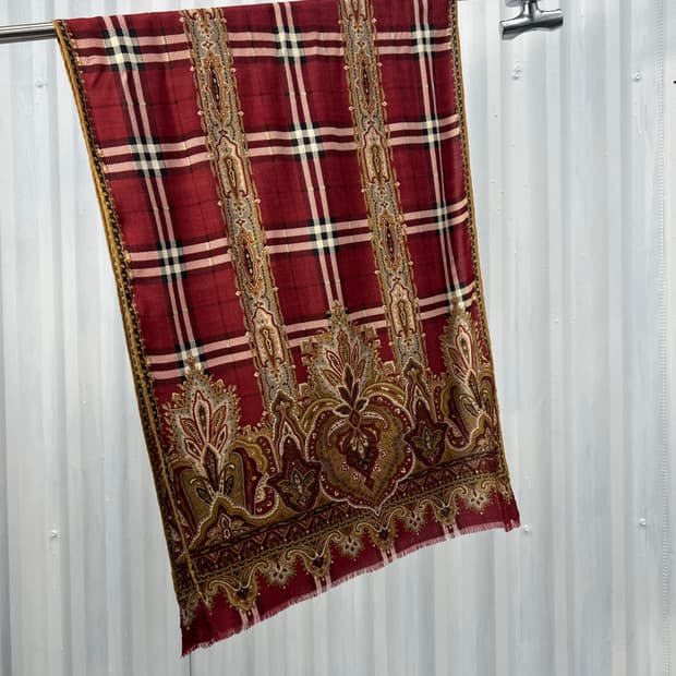 Burberry 노바체크 숄 스카프