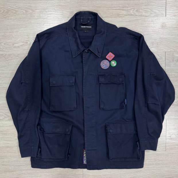YESEYESEE 자켓