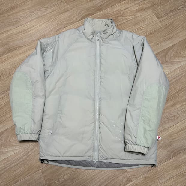 예스아이씨 프리마로프트 자켓