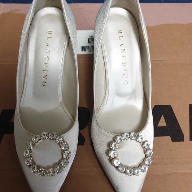 (수제화) 블랑디노 큐빅 웨딩슈즈 하이힐 (225)