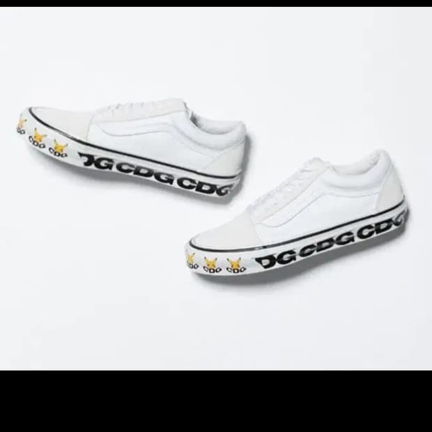 꼼데가르송 ×피카츄 콜라보 스니커즈(새해특가)