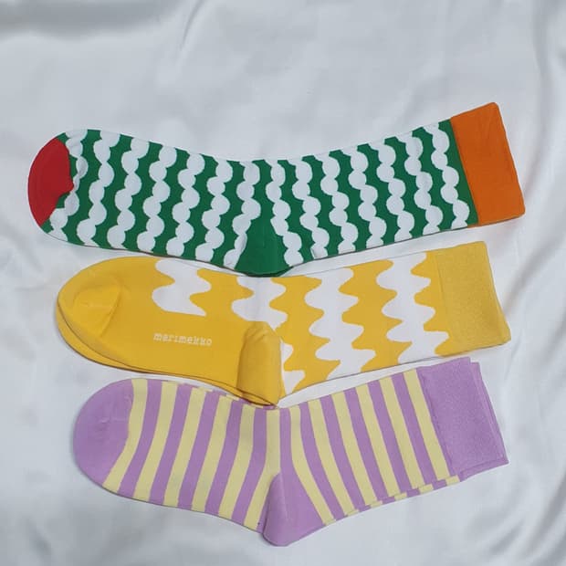 옐로우 퍼플 그린 오렌지 레드 스트라이프 물결 도트 마리메꼬 양말