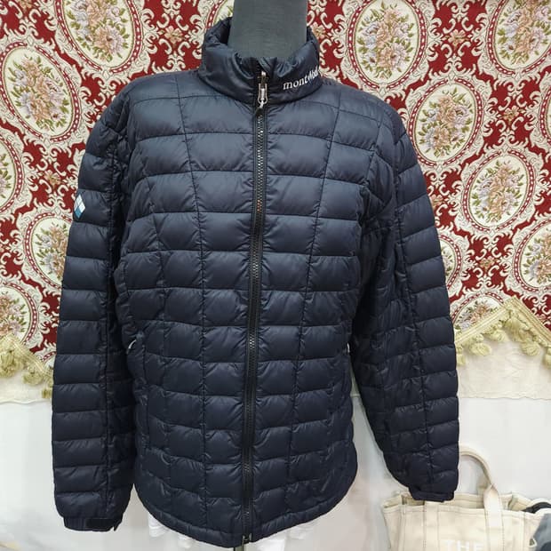 몽벨 800필 구스 경량 패딩점퍼

