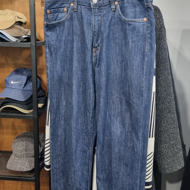 LEVIS 568 루즈핏 데님팬츠 30~31 상태좋아요~