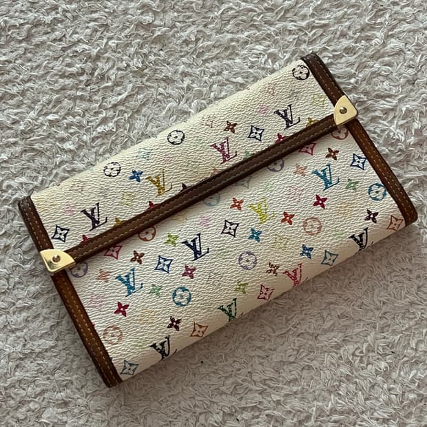 루이비통 멀티컬러 장지갑