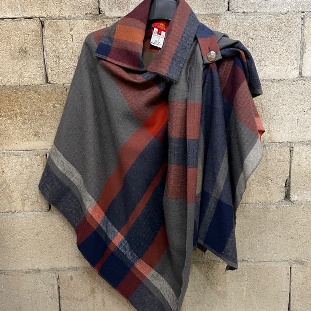 비비안 웨스트우드 레드라벨 케이프 