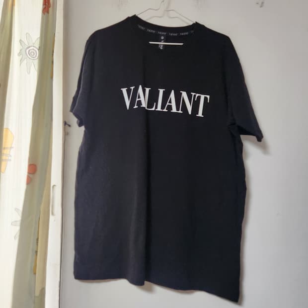 VALIANT 반팔 티셔츠 블랙 100
