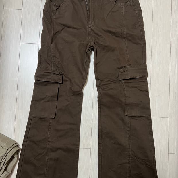 오디너리 홀리데이 브랜드 부츠컷 카고팬츠