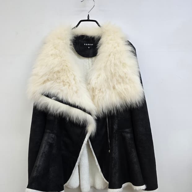 에고이스트 폭스퍼 무스탕 집업 자켓