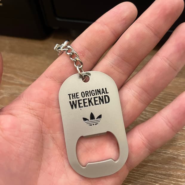 아디다스 병따개 키링