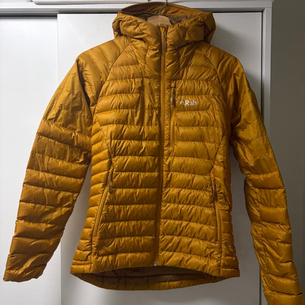 랩 마이크로라이트 알파인 자켓 우먼 경량 패딩 다크버터