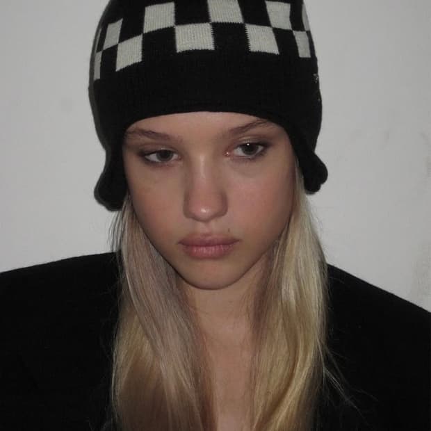 Open yy 이어플랩 비니