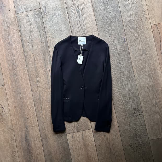 Eyelet Pocket No-Collar Jacket