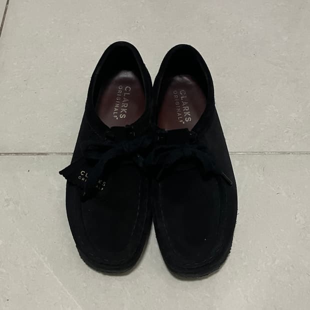 클락스 왈라비 블랙 235