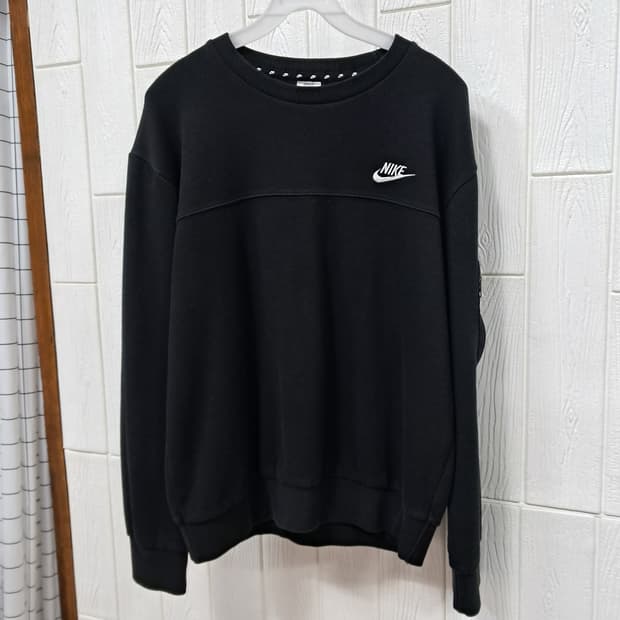 나이키 블랙 맨투맨 티셔츠 L