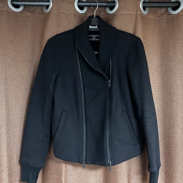 Theory 블랙 사선지퍼 자켓 S