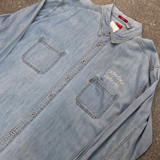 Levis 리바이스 연청 레터링 긴팔셔츠