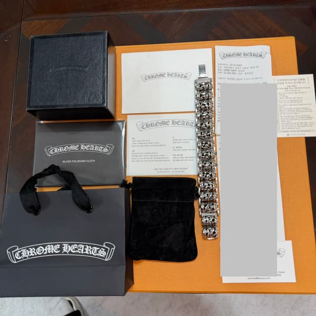 크롬하츠 정품 셀틱룰러팔찌 국내 백화점 인보이스 풀구성품 팝니다.!!