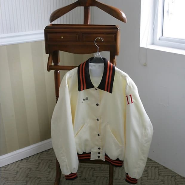 프레클 바시티자켓